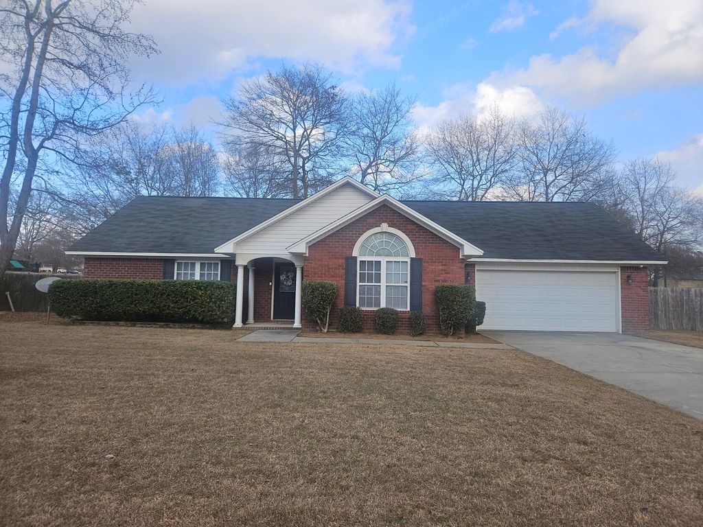 2410 Navigator Circle, Dalzell, SC 29040