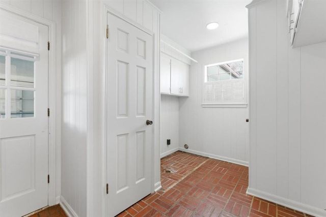 1200 Inverness Street, Lake Charles, LA 70605