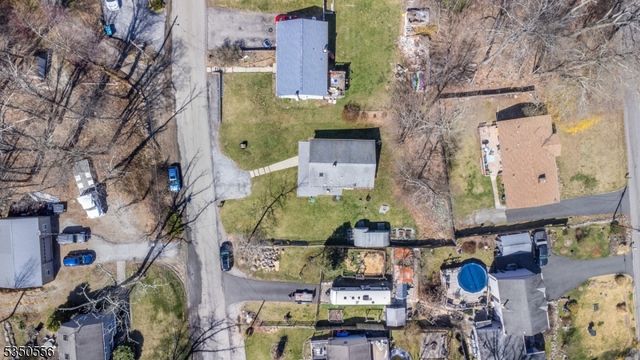 69 ALDER TER, Wantage Twp., NJ 07461