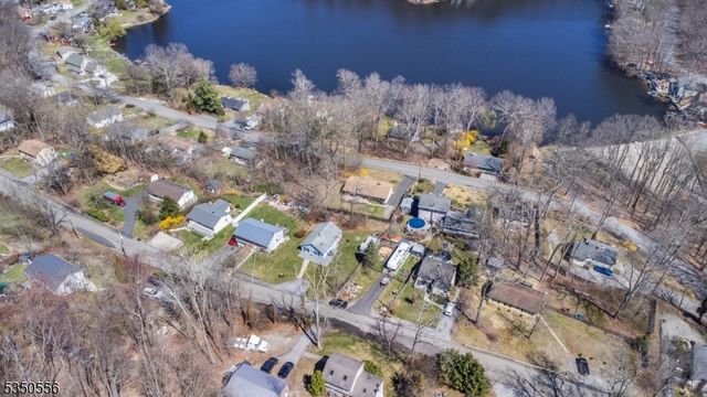 69 ALDER TER, Wantage Twp., NJ 07461