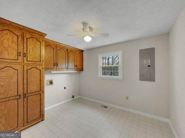 160 Kirkwood Drive, Athens, GA 30606