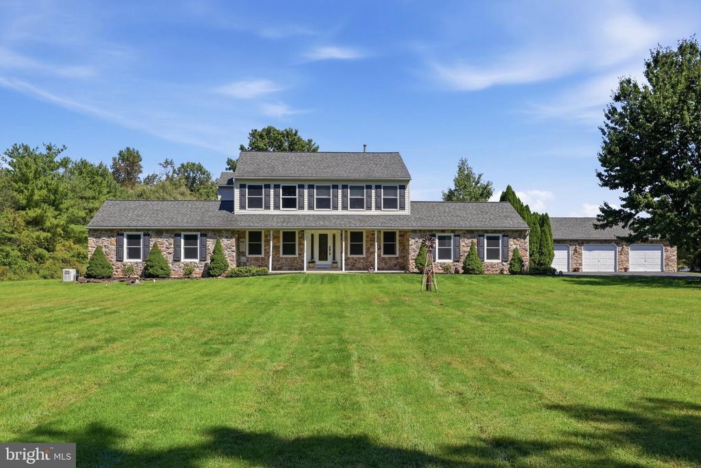 5921 DURHAM RD, PIPERSVILLE, PA 18947 — exterior