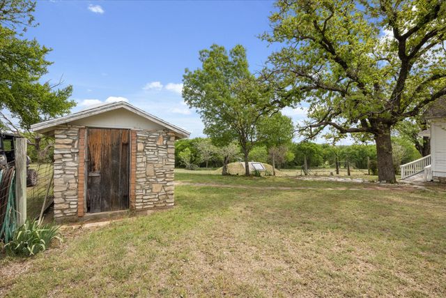 2290 N Fm 200, Rainbow, TX 76077