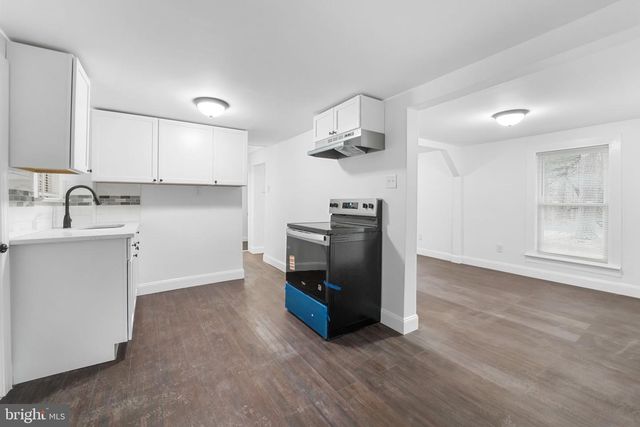 4031 IVINS AVE, Egg Harbor Township, NJ 08234