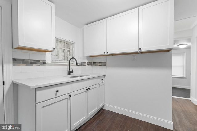 4031 IVINS AVE, Egg Harbor Township, NJ 08234