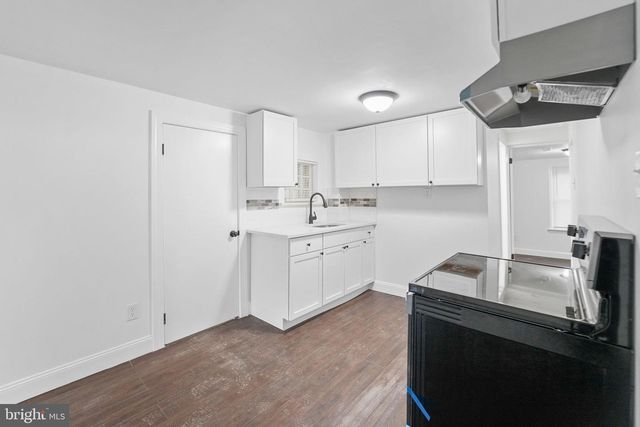 4031 IVINS AVE, Egg Harbor Township, NJ 08234