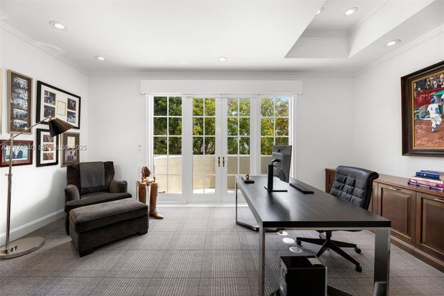 3460 S Moorings Way, Miami, FL 33133