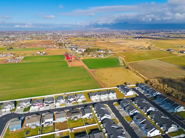 4262 W 3490 S, West Haven, UT 84401