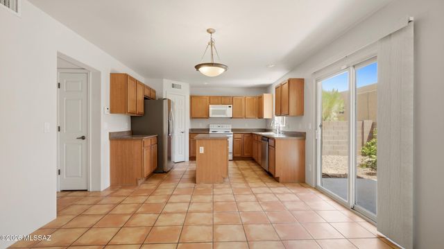 2981 N Cardell Circle, Tucson, AZ 85712