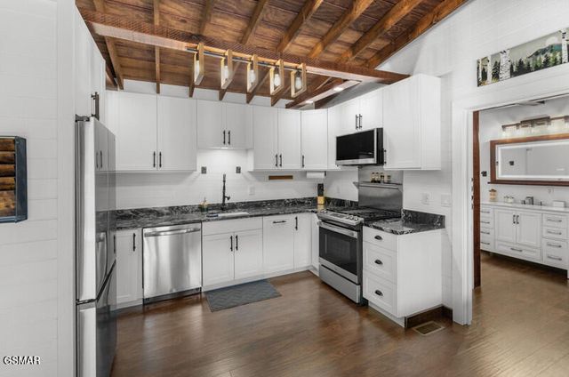 2095 E Hwy 25 70, Newport, TN 37821