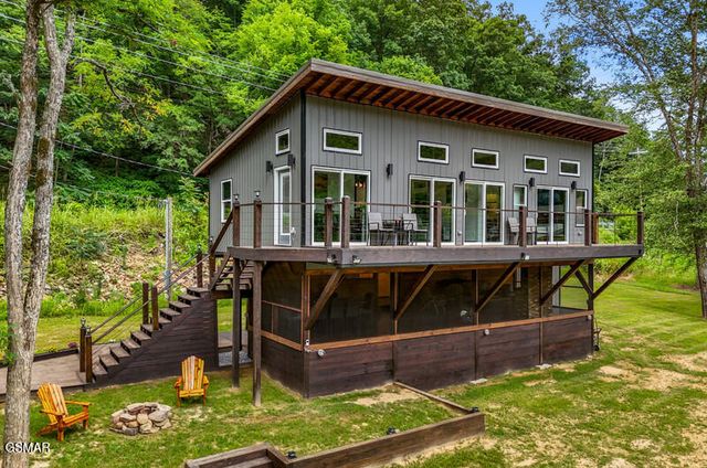 2095 E Hwy 25 70, Newport, TN 37821