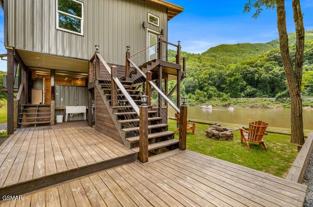 2095 E Hwy 25 70, Newport, TN 37821