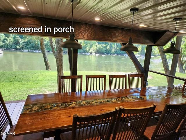 2095 E Hwy 25 70, Newport, TN 37821