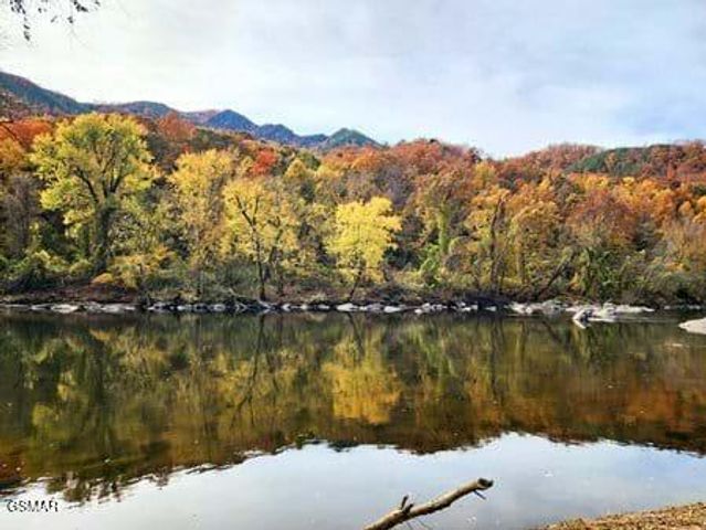 2095 E Hwy 25 70, Newport, TN 37821