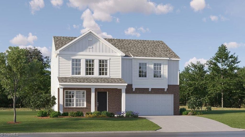 126 Primrose Street, King, NC 27021