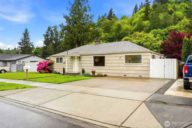 3608 SE 5th Place, Renton, WA 98058