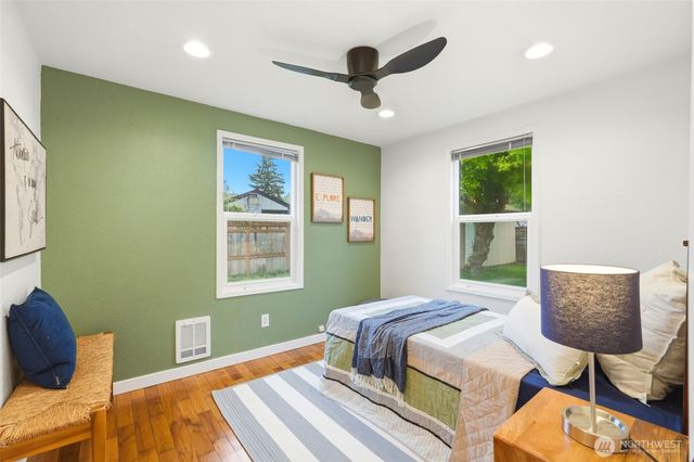 3608 SE 5th Place, Renton, WA 98058