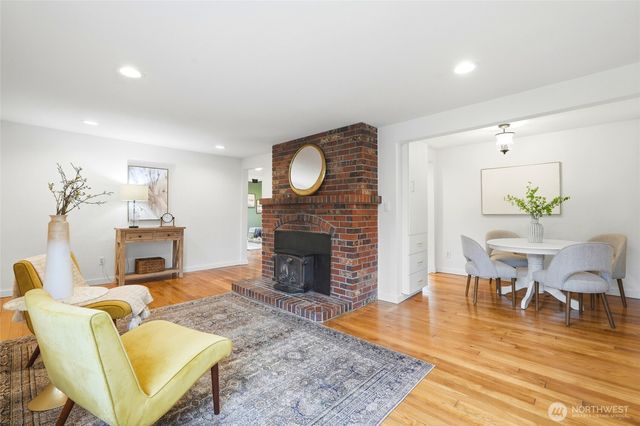 3608 SE 5th Place, Renton, WA 98058