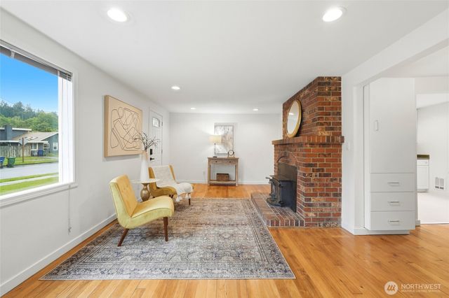 3608 SE 5th Place, Renton, WA 98058