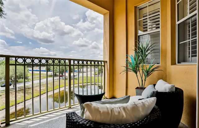 818 TERRACE RIDGE CIRCLE 818, Davenport, FL 33896