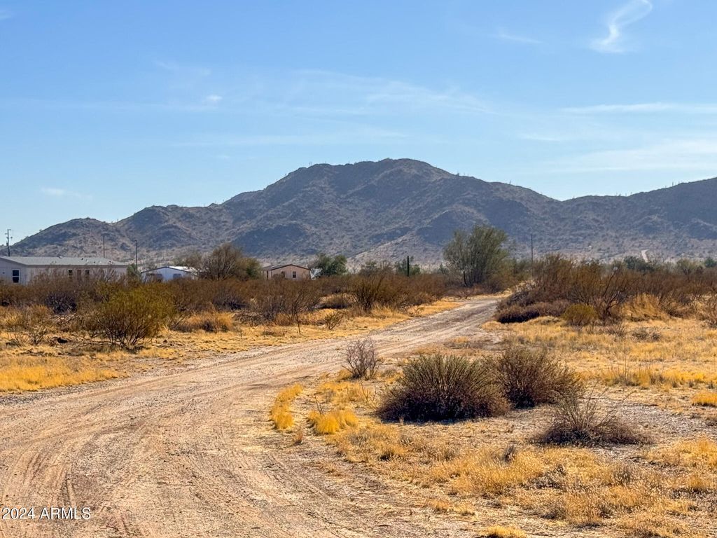 Image 1 of property listing at 0 N Silver Dog Way 2 Acres -- -, Maricopa, AZ 85138