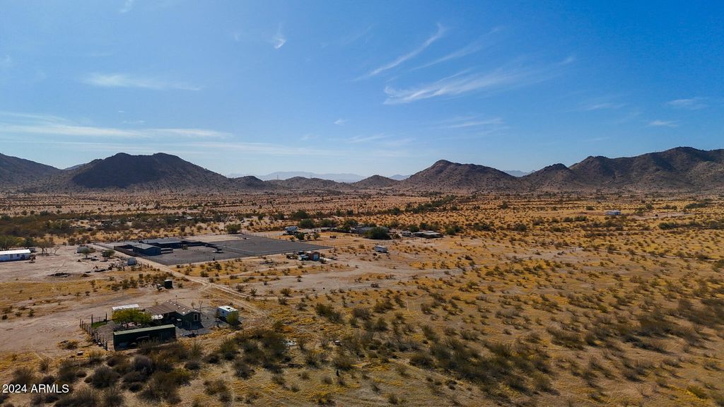 Image 17 of property listing at 0 N Silver Dog Way 2 Acres -- -, Maricopa, AZ 85138