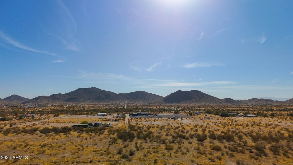 Image 20 of property listing at 0 N Silver Dog Way 2 Acres -- -, Maricopa, AZ 85138