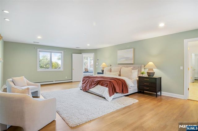 85 Mountain Ridge Drive, Wayne, NJ 07470