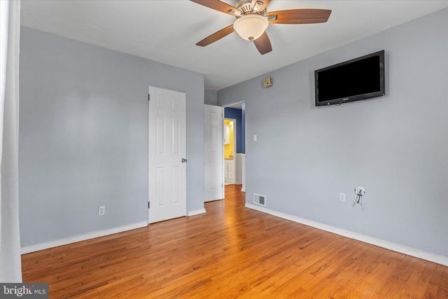 1186 KINGSLEY RD, Camp Hill, PA 17011