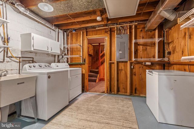 1186 KINGSLEY RD, Camp Hill, PA 17011