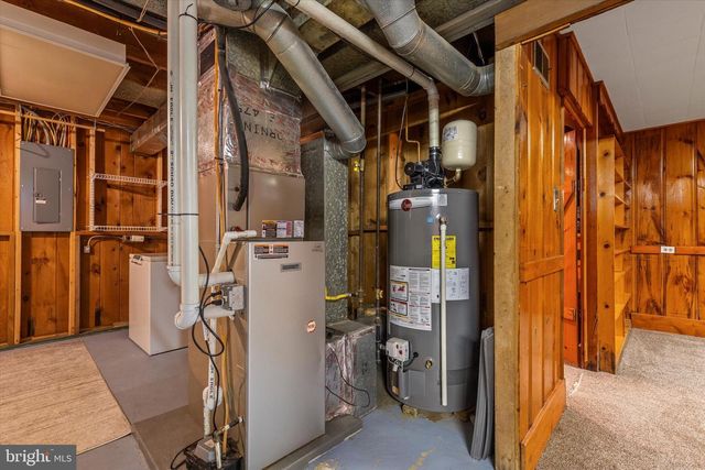 1186 KINGSLEY RD, Camp Hill, PA 17011