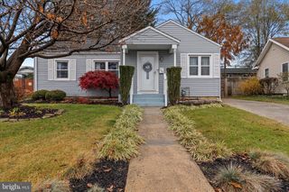 1186 KINGSLEY RD, Camp Hill, PA 17011