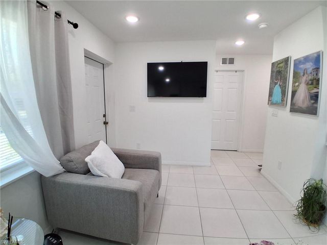 475 N Lindero ST, Clewiston, FL 33440