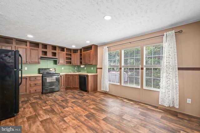 8275 GRANITE SPRINGS RD, Spotsylvania, VA 22551