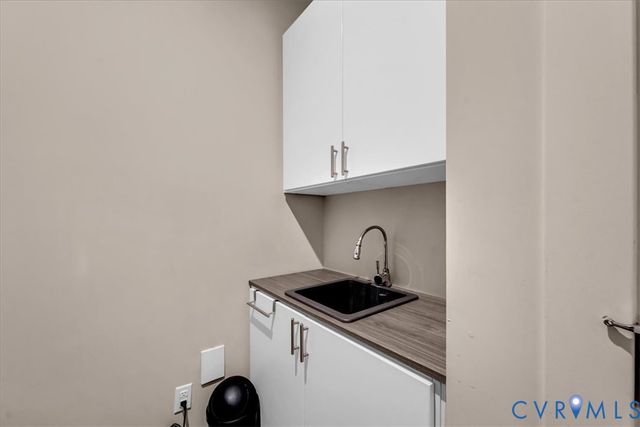 6415 Twin Falls Ct, Moseley, VA 23120