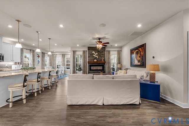 6415 Twin Falls Ct, Moseley, VA 23120