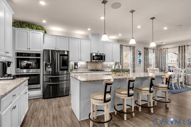 6415 Twin Falls Ct, Moseley, VA 23120