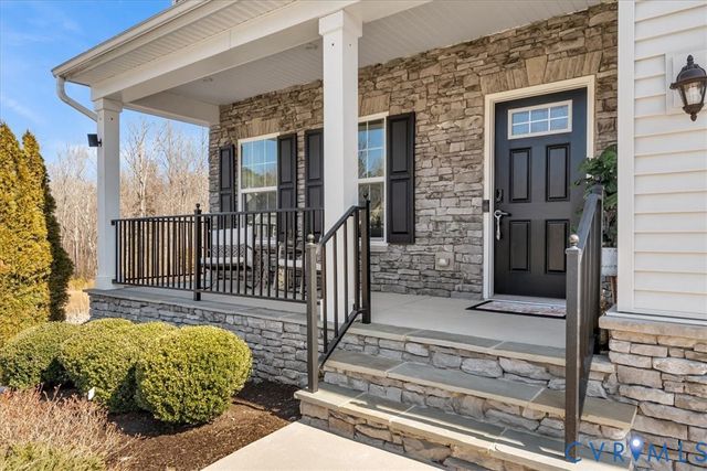 6415 Twin Falls Ct, Moseley, VA 23120