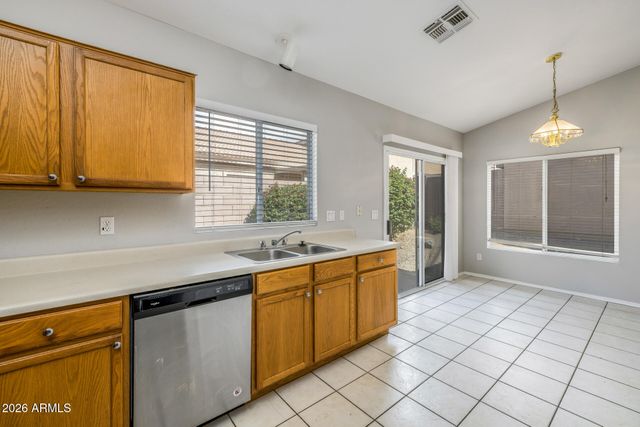 6640 E RUSSELL Street, Mesa, AZ 85215
