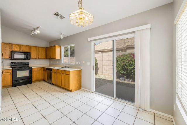6640 E RUSSELL Street, Mesa, AZ 85215