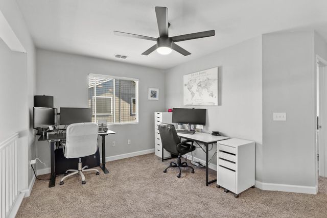 6334 Laguna Mirage Ln, Elk Grove, CA 95758