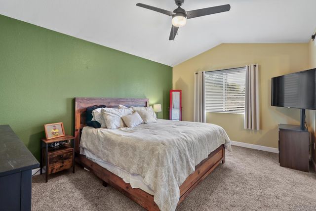 6334 Laguna Mirage Ln, Elk Grove, CA 95758