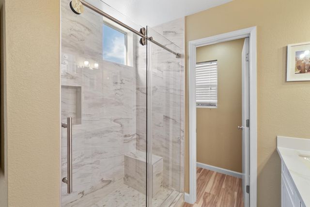 6334 Laguna Mirage Ln, Elk Grove, CA 95758