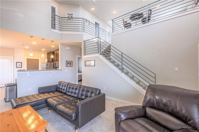 5501 Bonneville BND, Austin, TX 78744