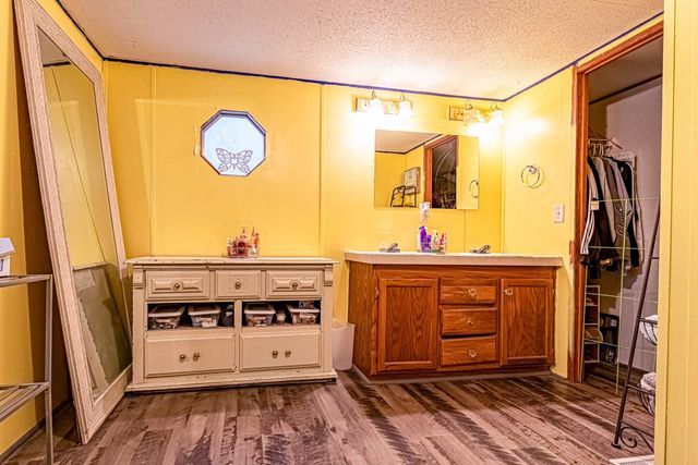 217 Ridgeside, Montgomery, TX 77316