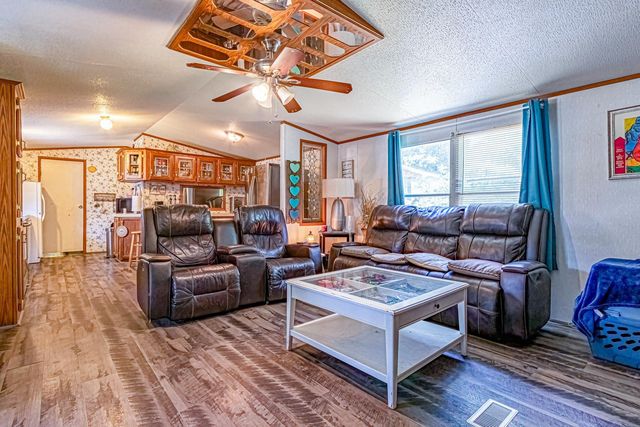 217 Ridgeside, Montgomery, TX 77316