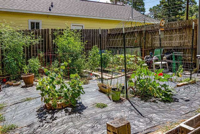 217 Ridgeside, Montgomery, TX 77316