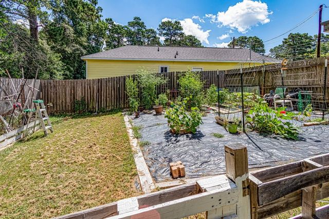217 Ridgeside, Montgomery, TX 77316