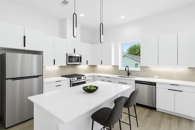 1264 Finnigan Street, Houston, TX 77020