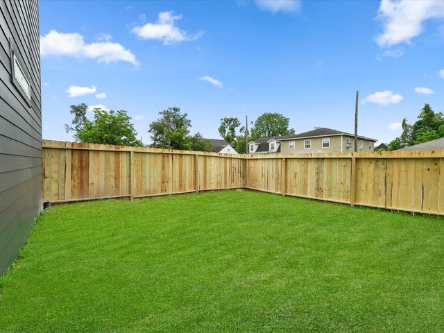 1264 Finnigan Street, Houston, TX 77020